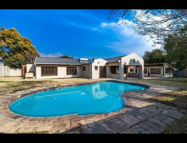 3 BEDROOM HOUSE FOR SALE IN GLENVISTA